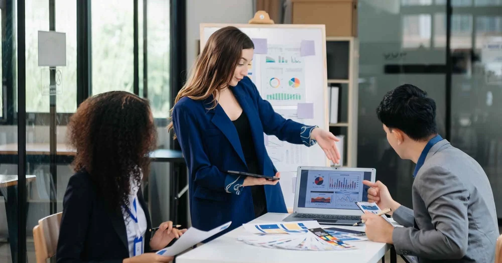 Secure Your Business Future: Prudent Financial & Banking Pathways